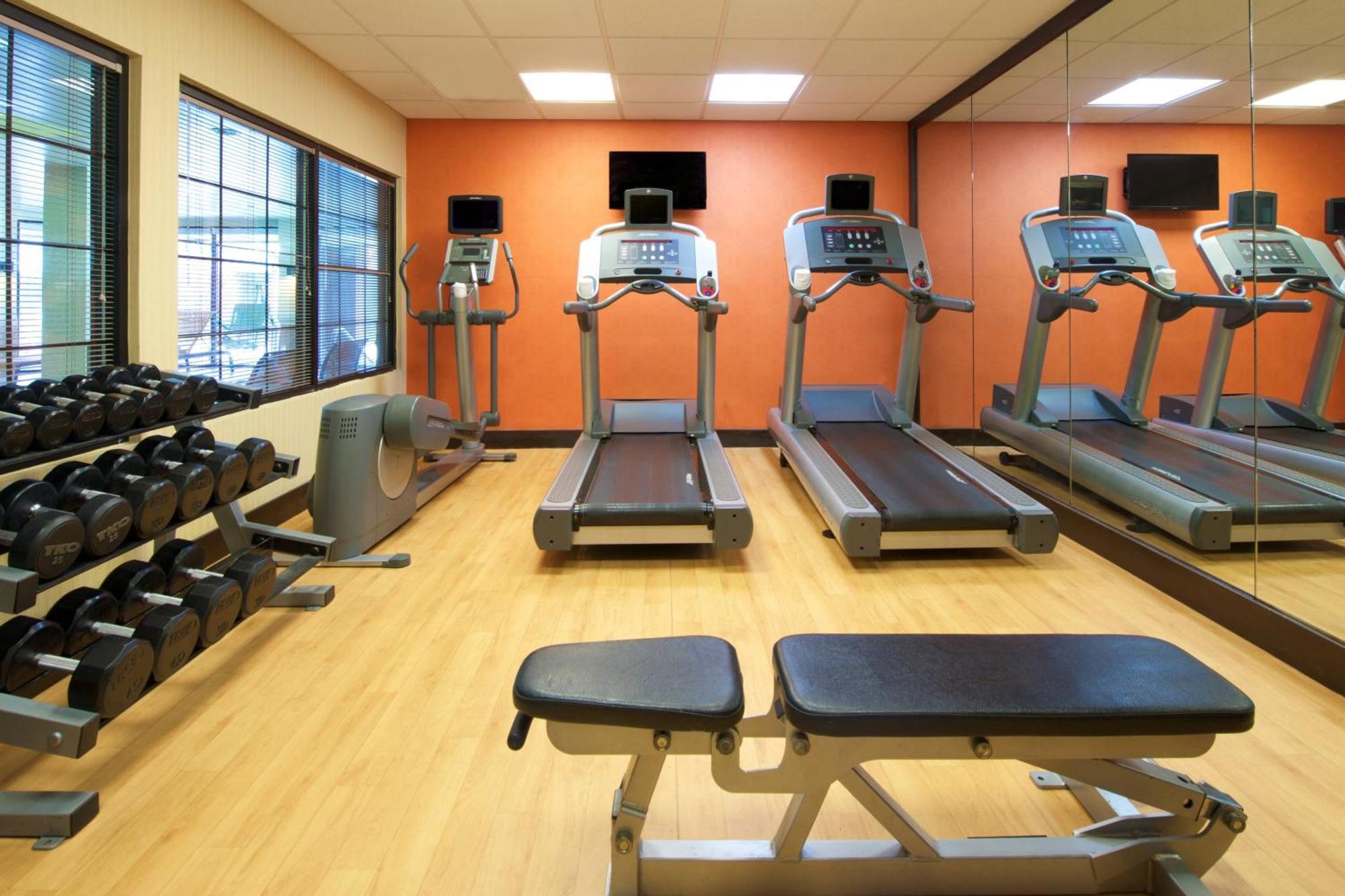 Country Inn & Suites By Radisson, Columbus-Edinburgh Esterno foto